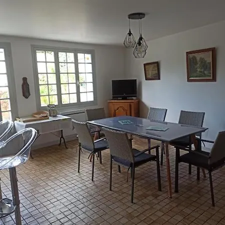Maison De Village * Μπαρφλέρ
